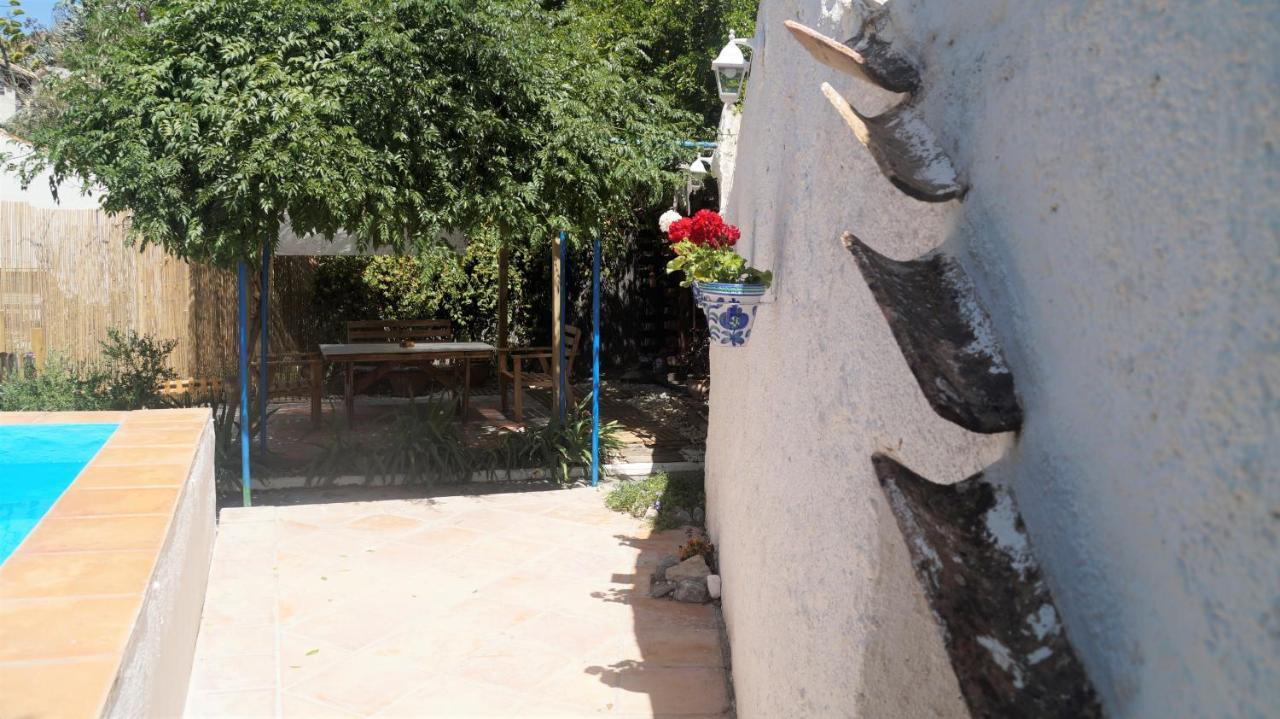 Casa Cueva “La Estrella” Guest House - Granada — Photos 1